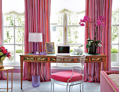http://interiorly.files.wordpress.com/2010/02/pink-modern-office.jpg?w=470